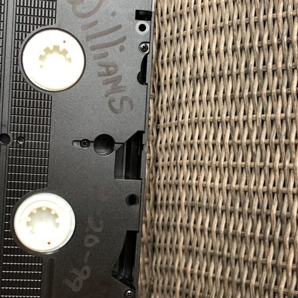 White Fang (VHS, 1991) VHS Cassette VCR Tape Ethan Hawk - Picture 10 of 10